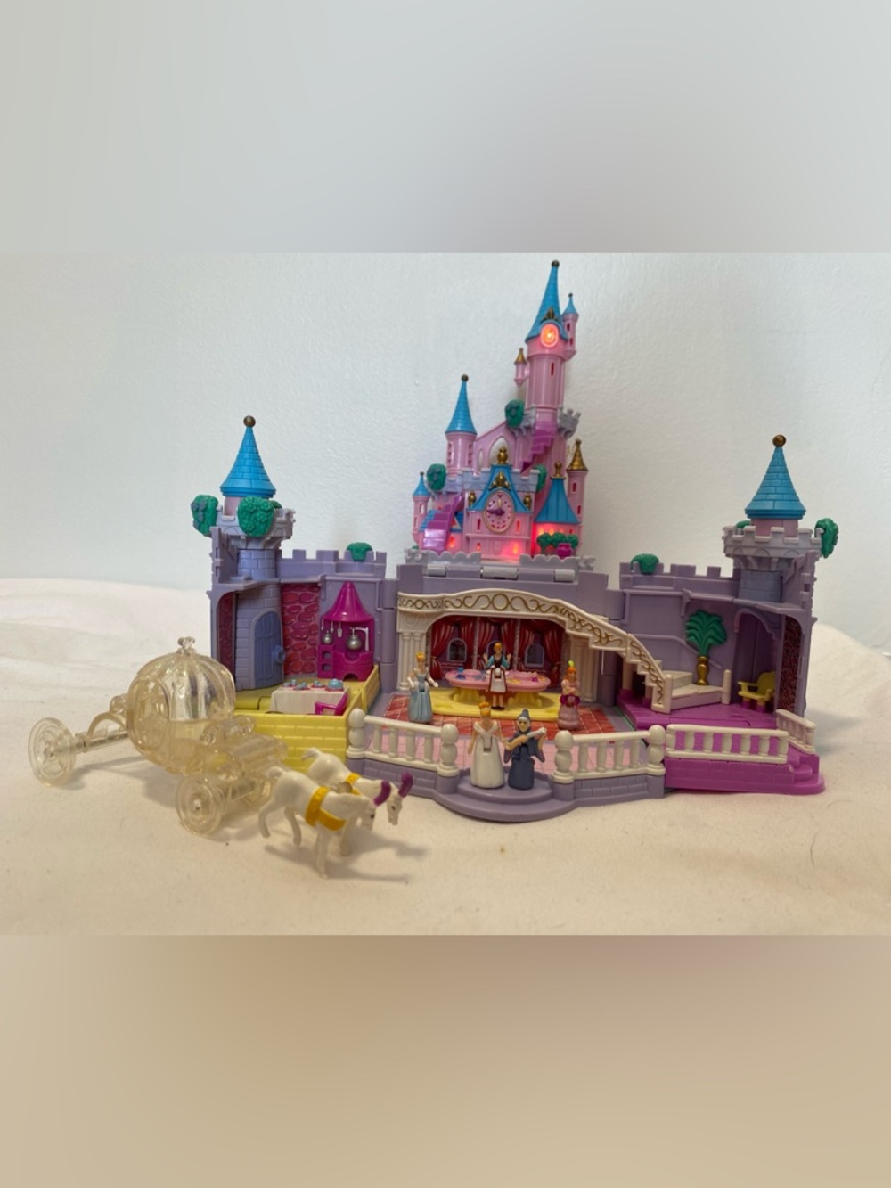 Cinderella castle polly pocket bluebird